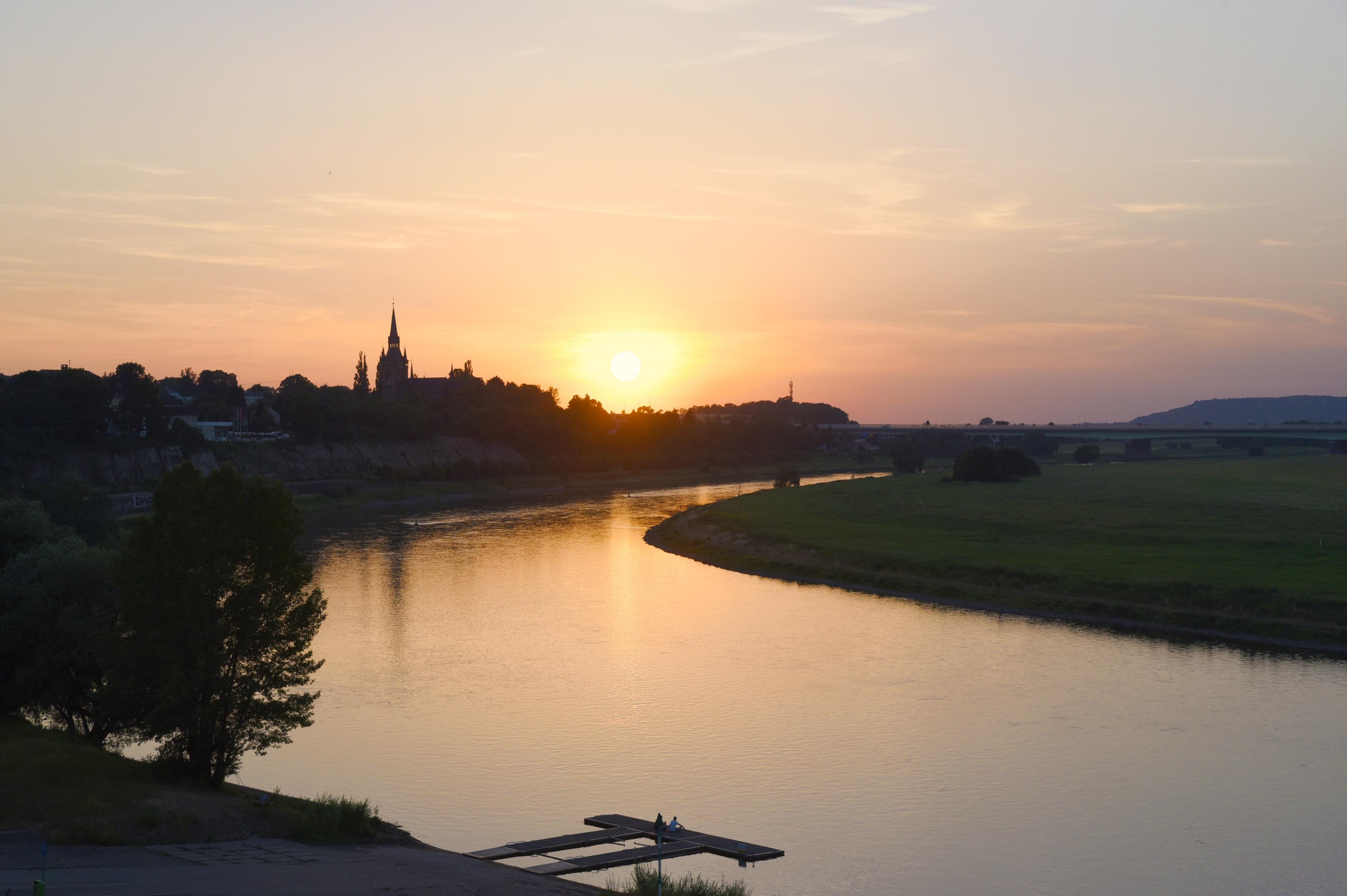 Amedia Dresden Elbpromenade, Trademark Collection By Wyndham Hotel Exterior photo